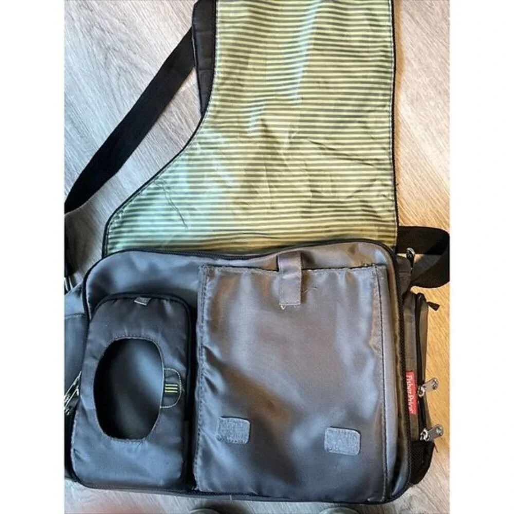 Fisher Price Diaper‎ Bag Tote Multi Purpose Bag Many Pockets ShoulderGrip Handle